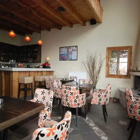 Hotel Ouranodromies 2*